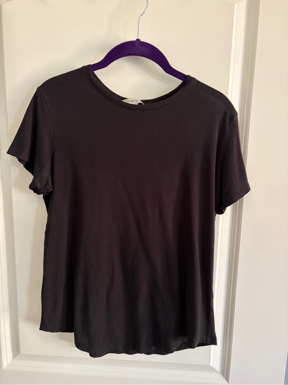 Vince Women’s Black Short Sleeve Crew Tee - Picture 2 of 7